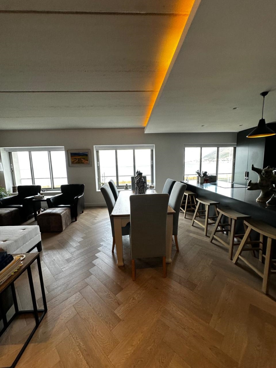 To Let 2 Bedroom Property for Rent in Simons Town Western Cape